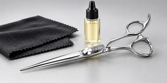 Forbici da parrucchiere TOUCH con olio lubrificante e panno per la manutenzione